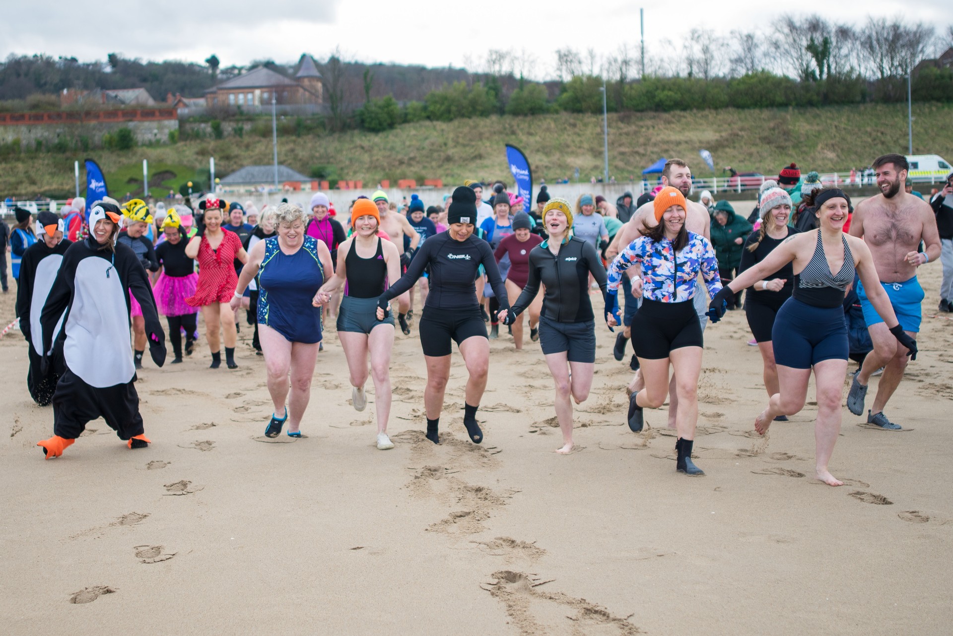 Seal Splash raises £7,000 for Conwy Mind!